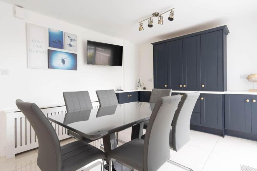 Modern Newly Refurbished House 10 Minute Walk From Lahinch Villa ภายนอก รูปภาพ